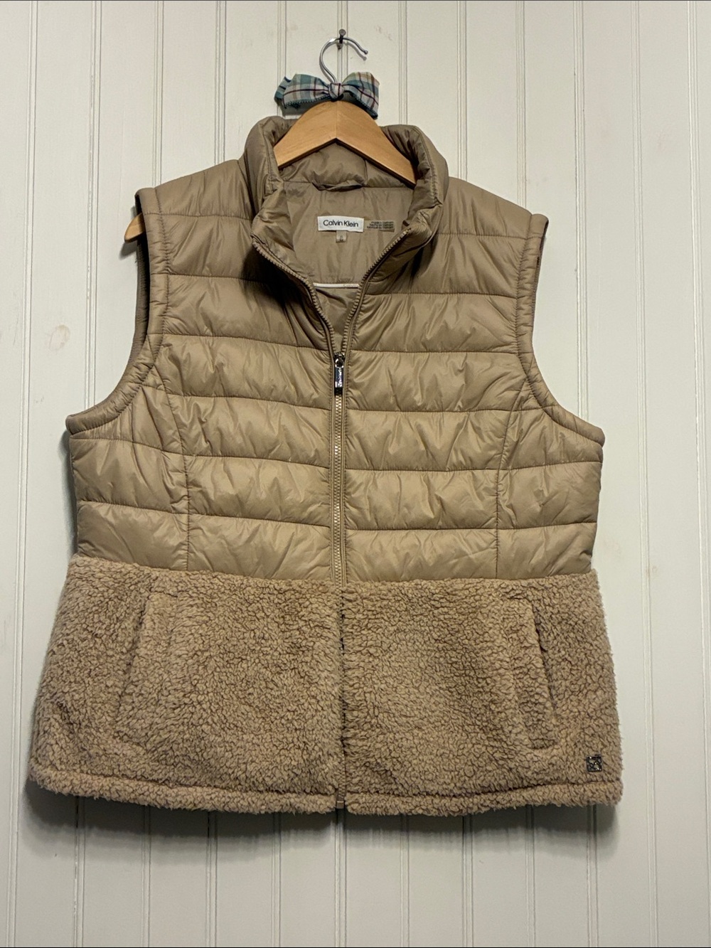 Calvin Klein Puffer Vest Size XL
